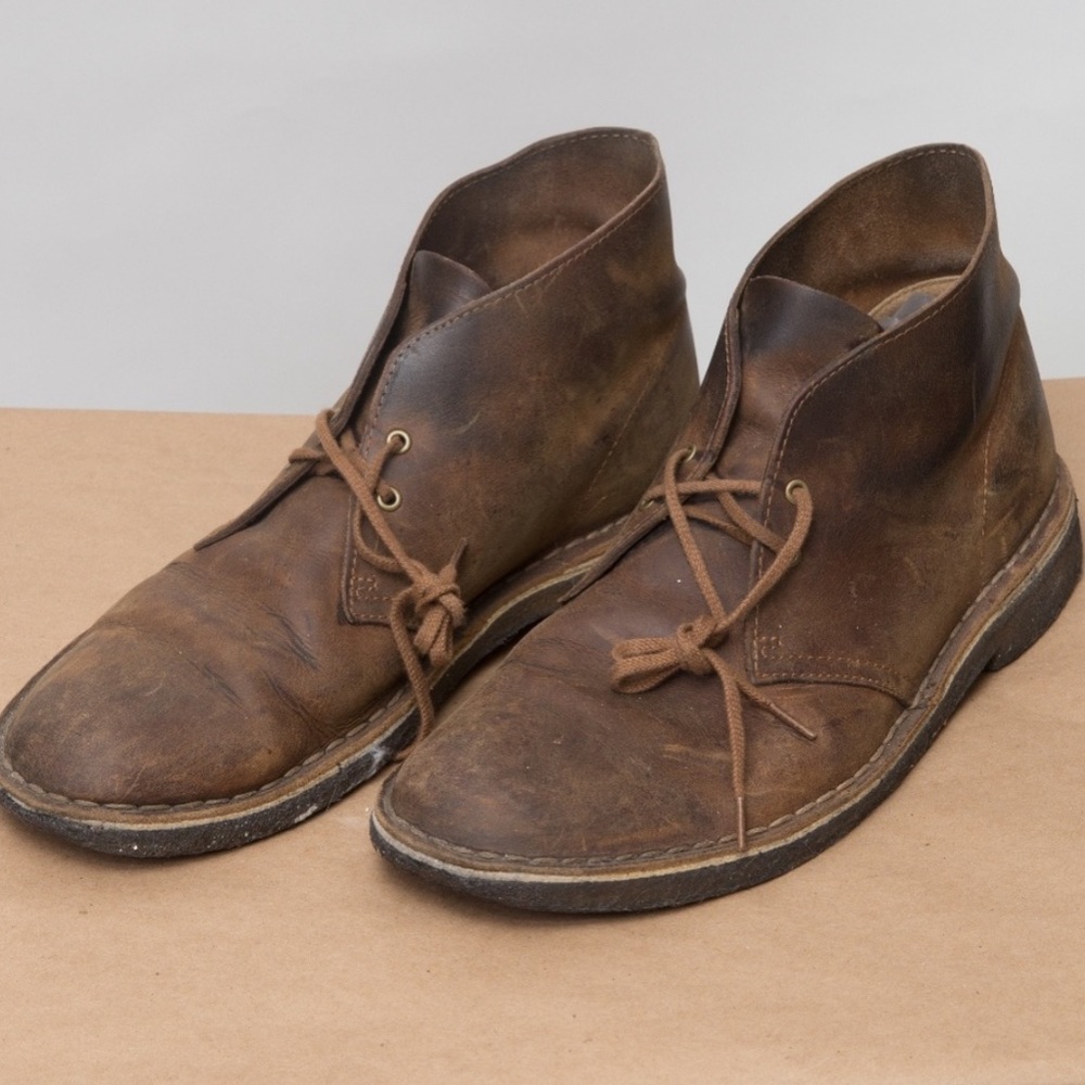 Clark’s Chukka desert boot. Size 10.
